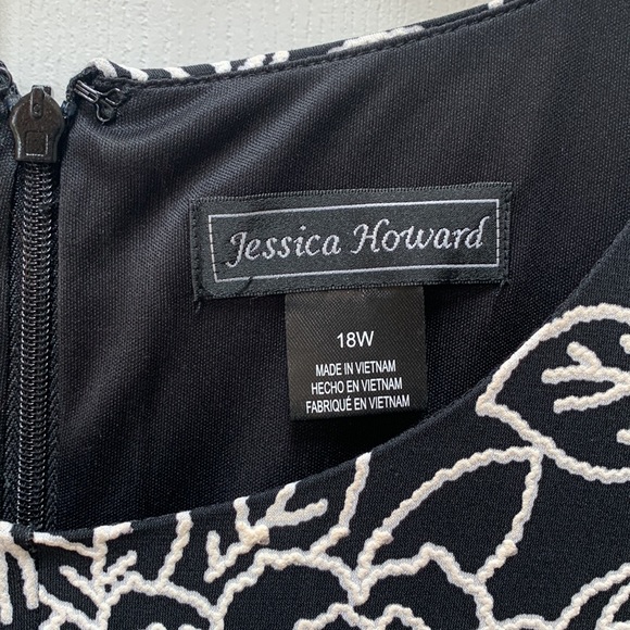 Beautiful black dress, with white floral design, smoke & pet free home - Picture 3 of 11